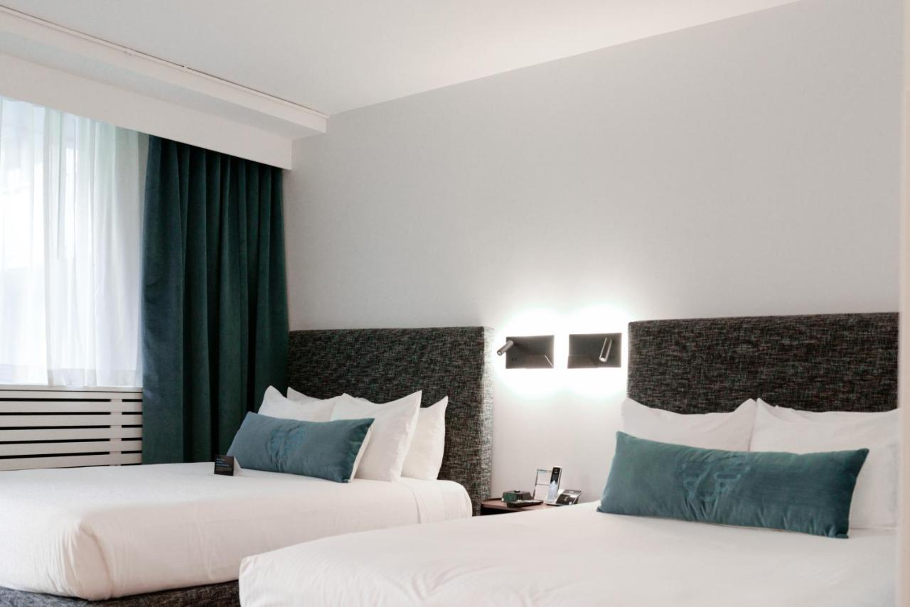 The Burrard Hotel Vancouver Bagian luar foto