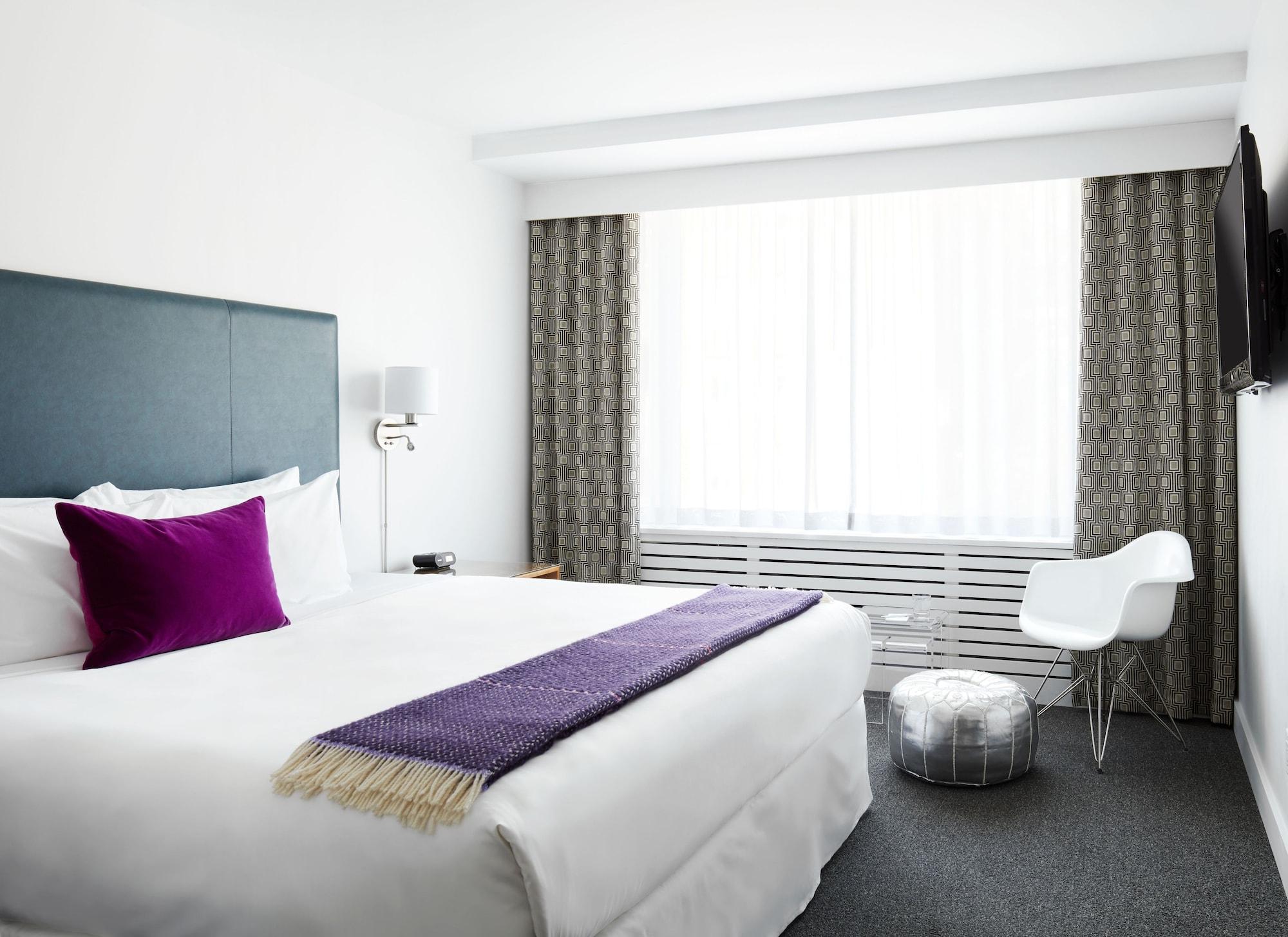The Burrard Hotel Vancouver Bagian luar foto