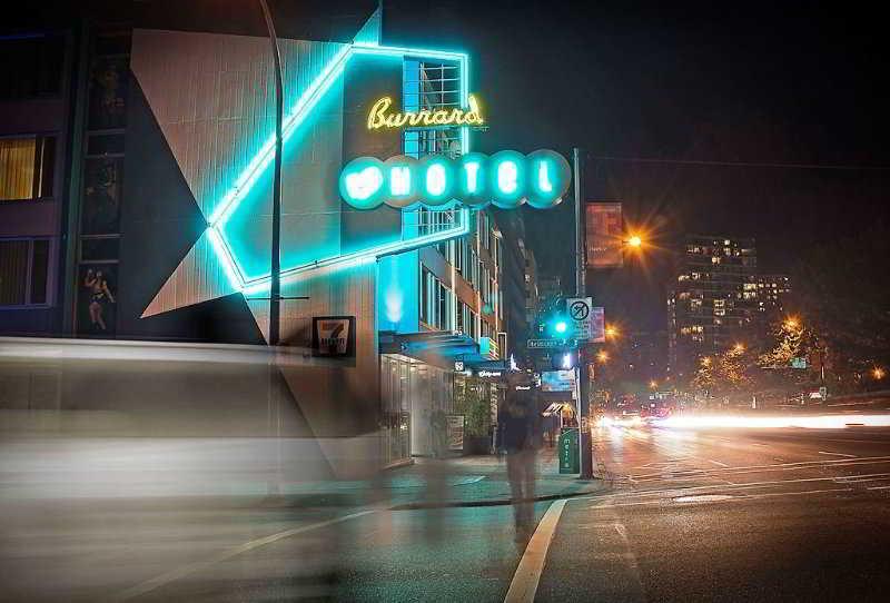 The Burrard Hotel Vancouver Bagian luar foto