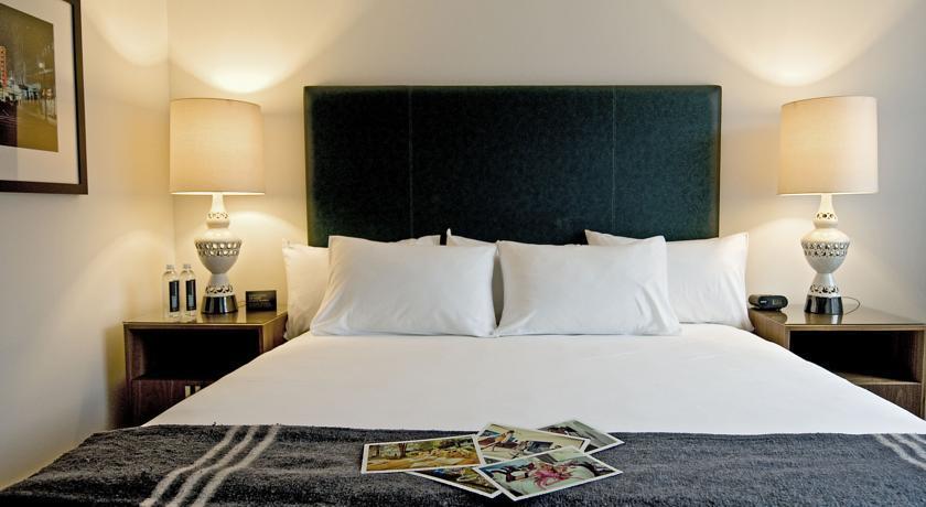The Burrard Hotel Vancouver Bagian luar foto