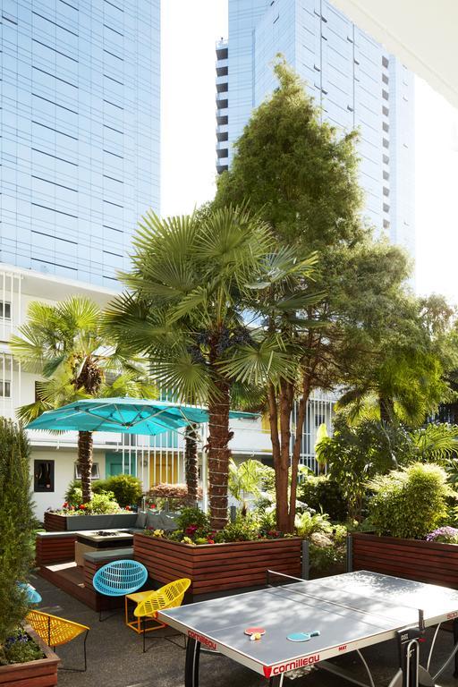 The Burrard Hotel Vancouver Bagian luar foto